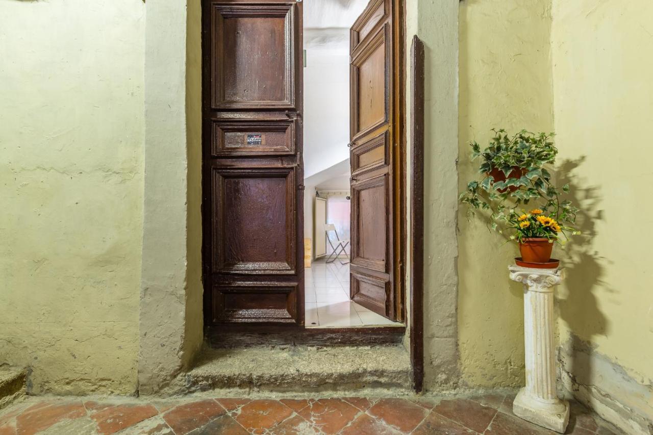Double Room At Historical Palazzo Spinelli Naples Room photo